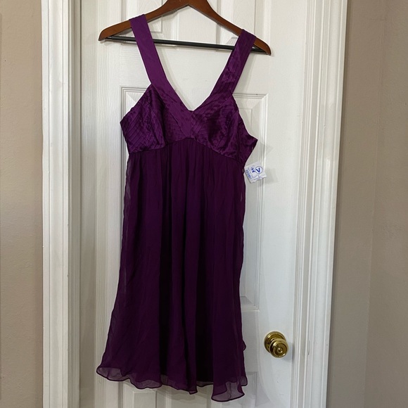 Donna Morgan Silk Chiffon Purple Dress Size 8 - Picture 2 of 6